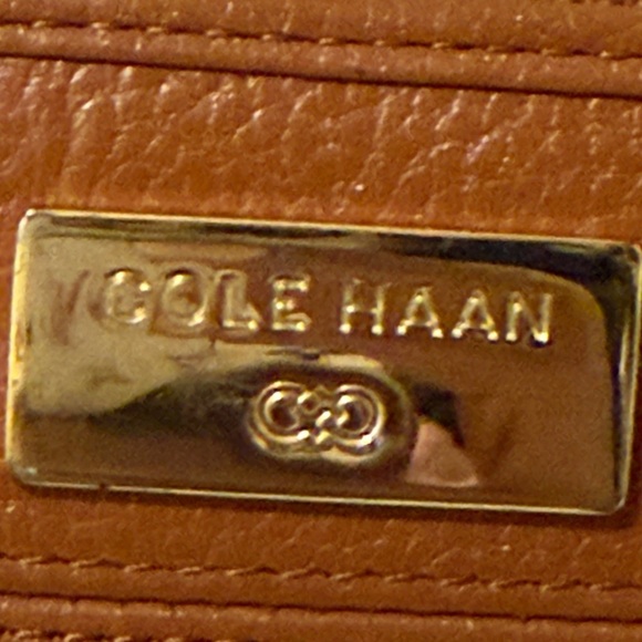 Cole Haan Tan Leather Wallet with Sleek Design - Picture 5 of 14